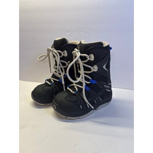 Burton Other - Burton kids black snowboarding boots (size 2 kids)